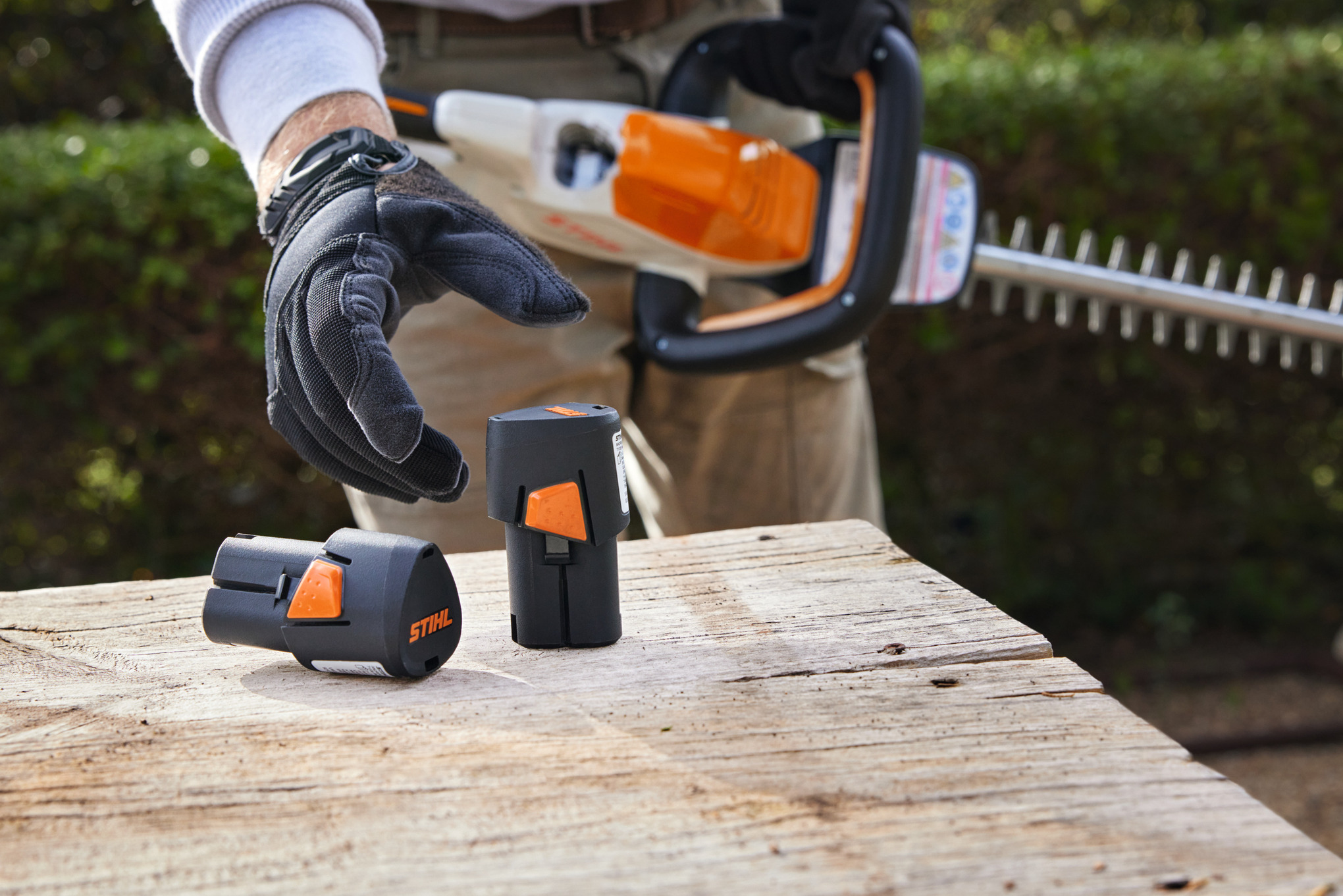 STIHL HSA 40 Battery Powered Hedge Trimmer